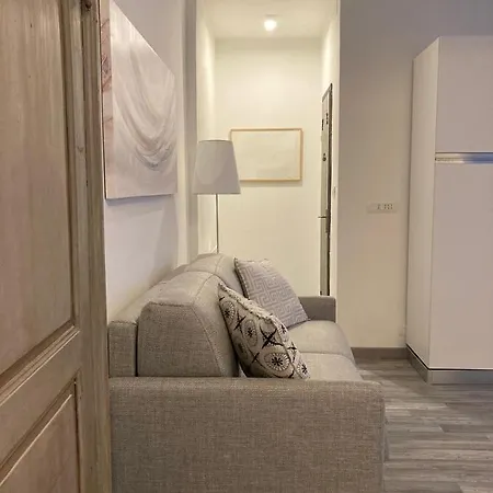 Cavour Apartment Turin